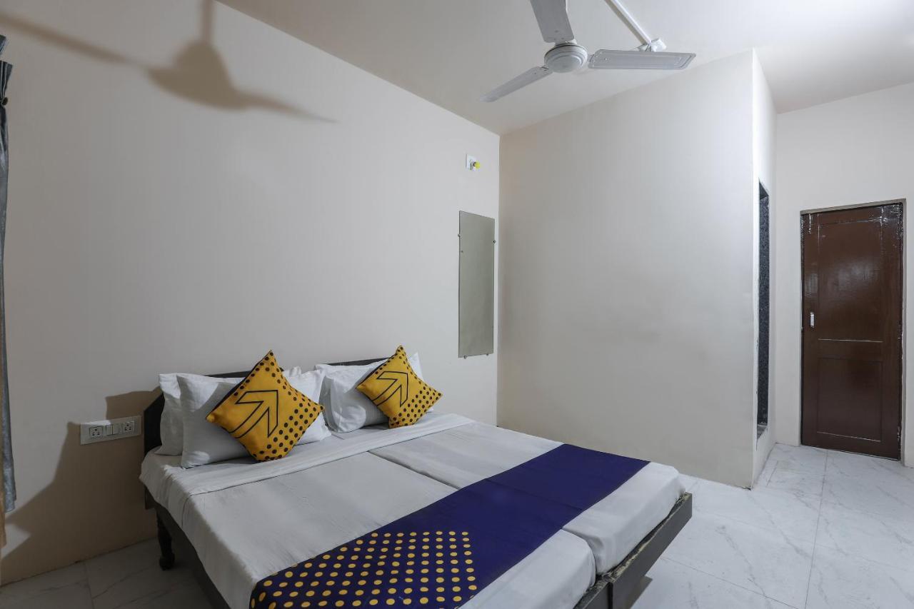 Jāmnagar Spot On 64818 Hotel Minal מראה חיצוני תמונה